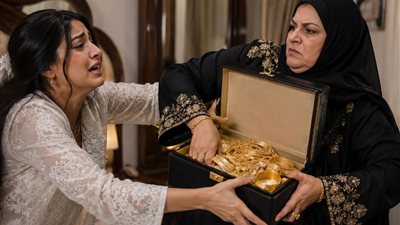 حماتى خدت دهبى يوم الصباحيه